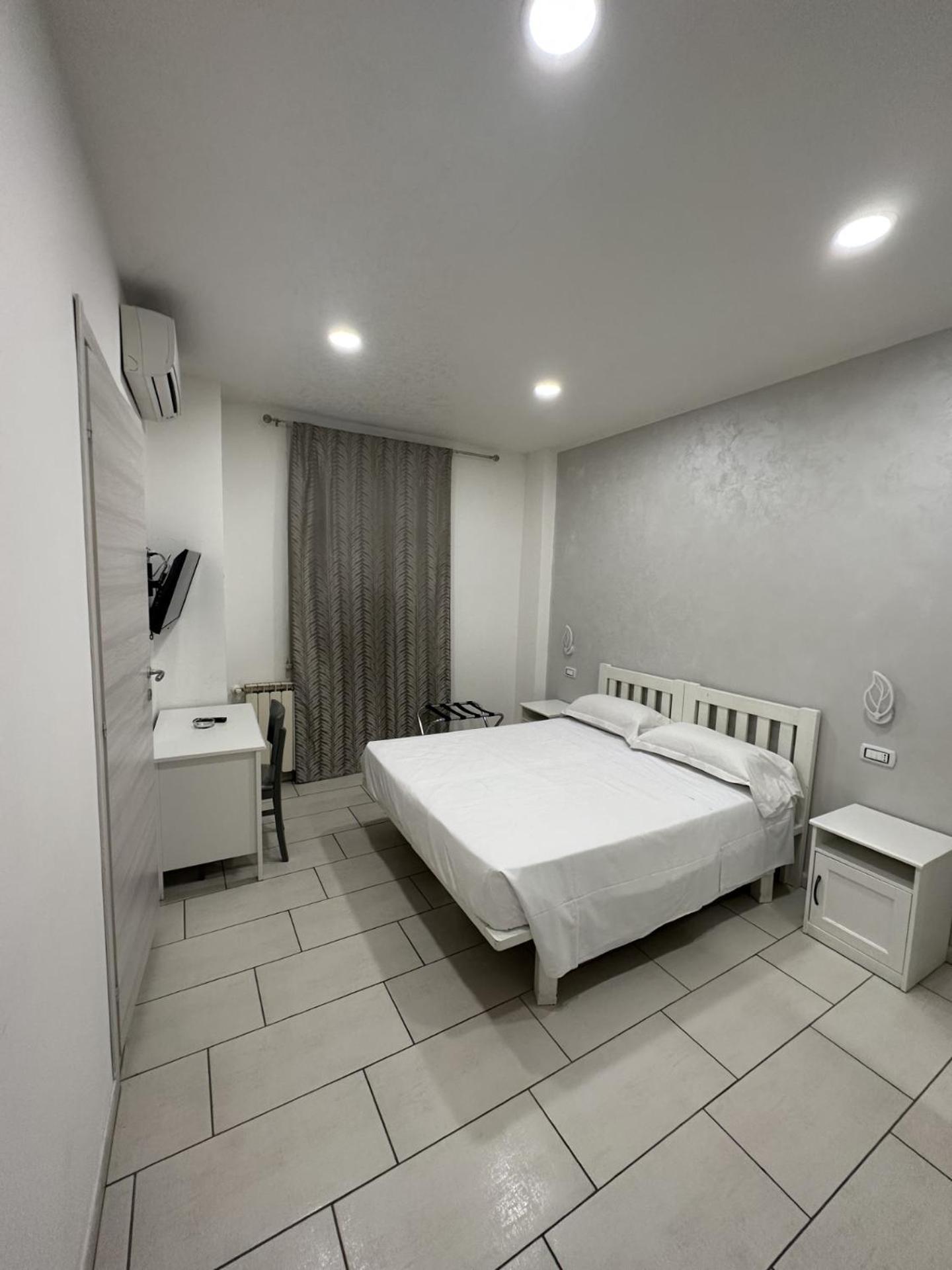 Hotel Le Rose Tivoli Terme Luaran gambar
