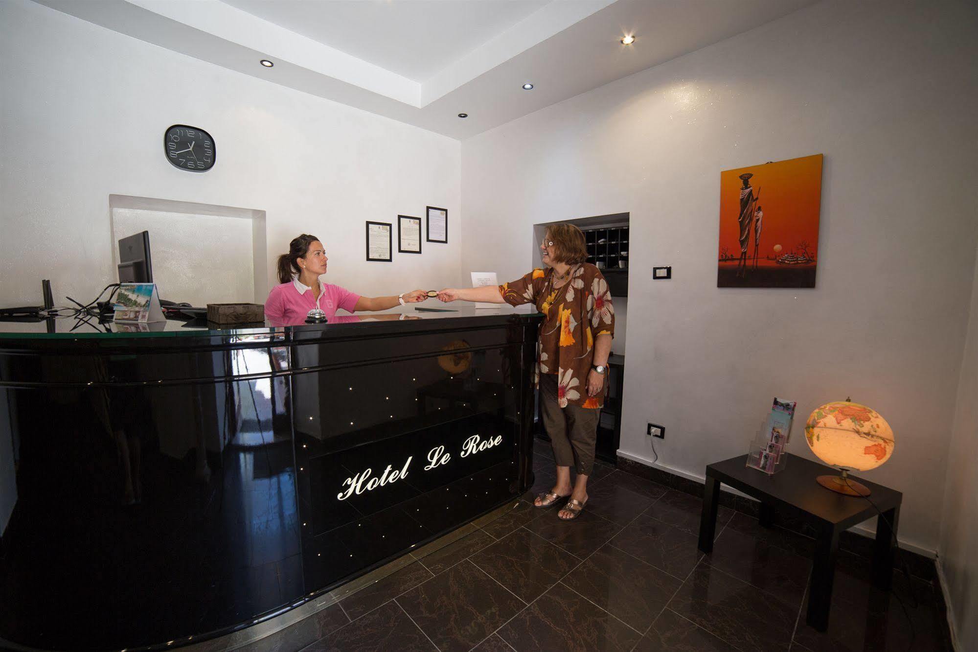 Hotel Le Rose Tivoli Terme Luaran gambar